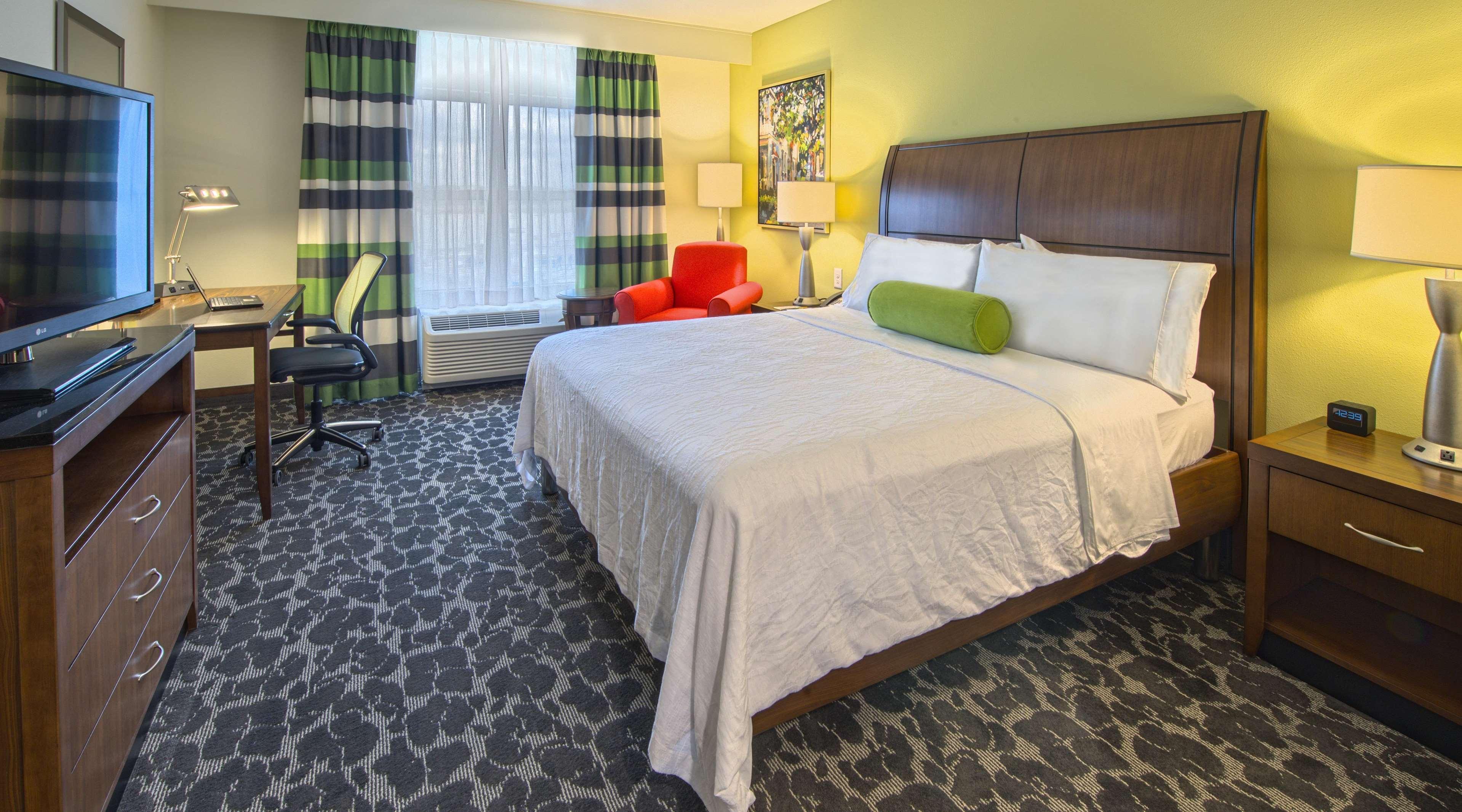 Hilton Garden Inn Charleston Waterfront/Downtown Extérieur photo