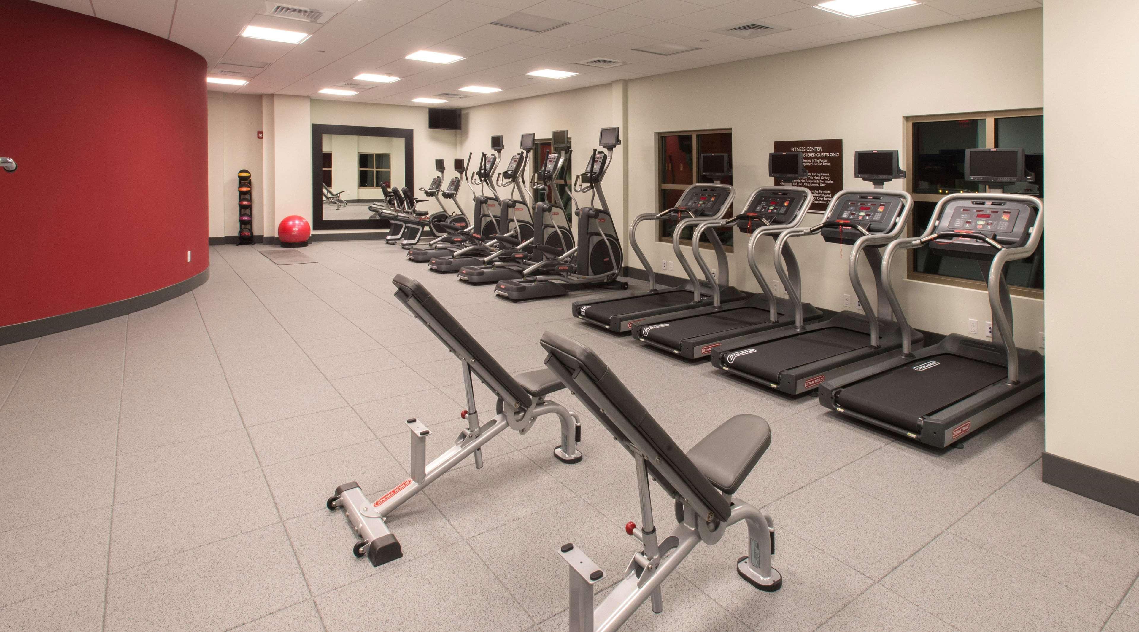 Hilton Garden Inn Charleston Waterfront/Downtown Extérieur photo